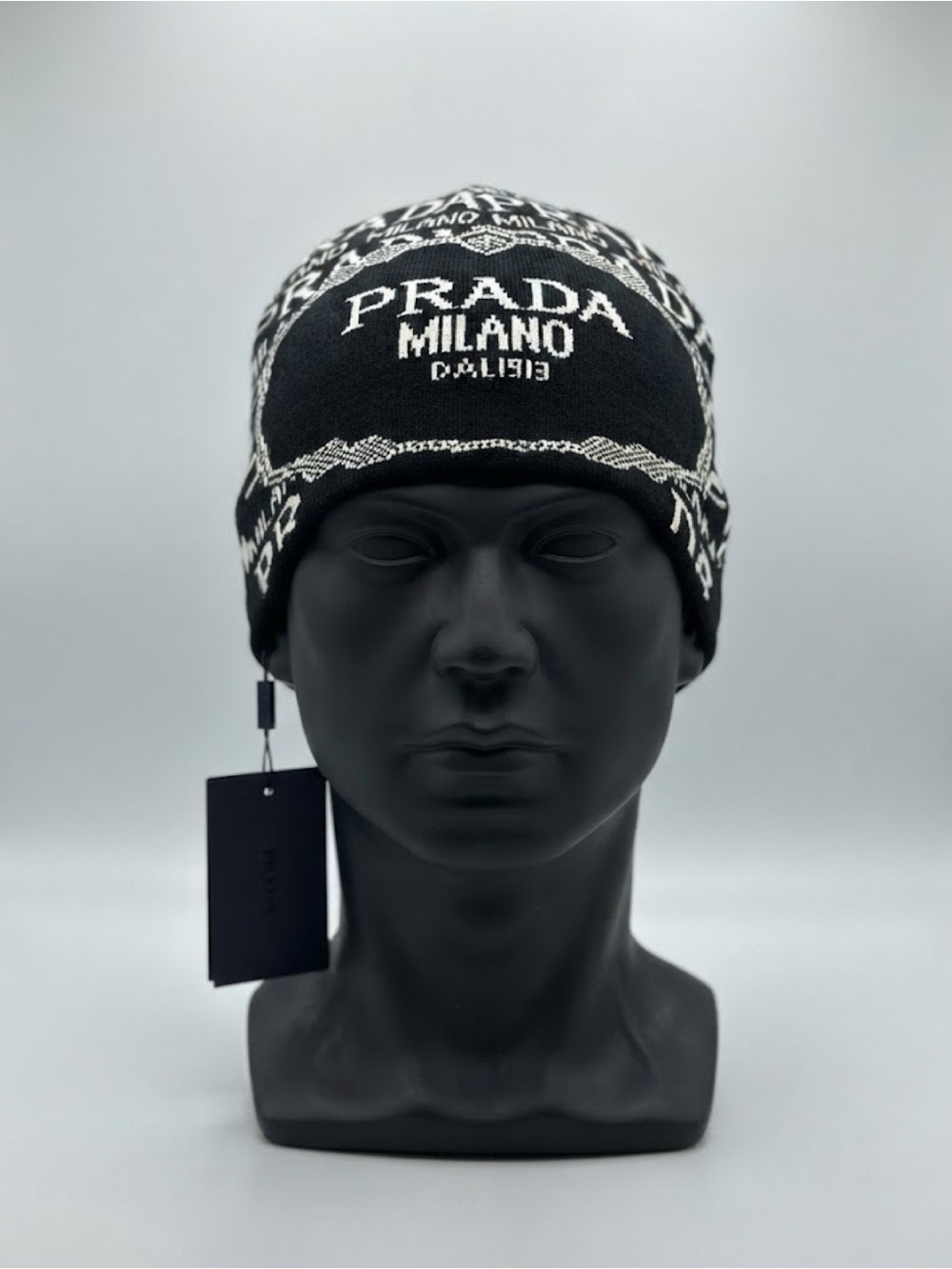 Brand New ! Men’s Black & White Logo Beanie